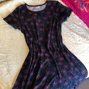 Lularoe Dark Floral Carly Dress